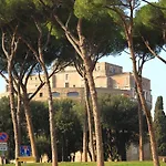 We Love Roma Guest House
